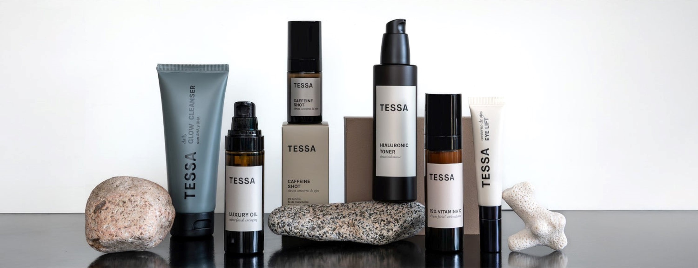 <mark><b>TESSA</b></mark>