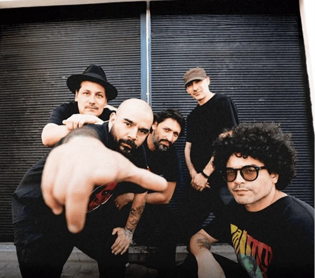 Como Asesinar a Felipes