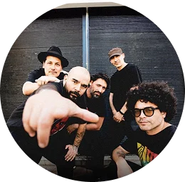 Como Asesinar a Felipes