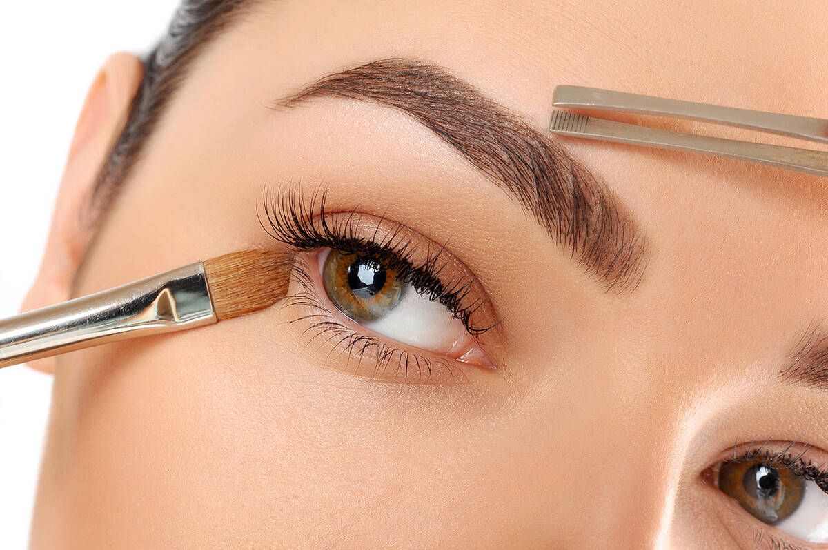 PESTAÑAS Y CEJAS