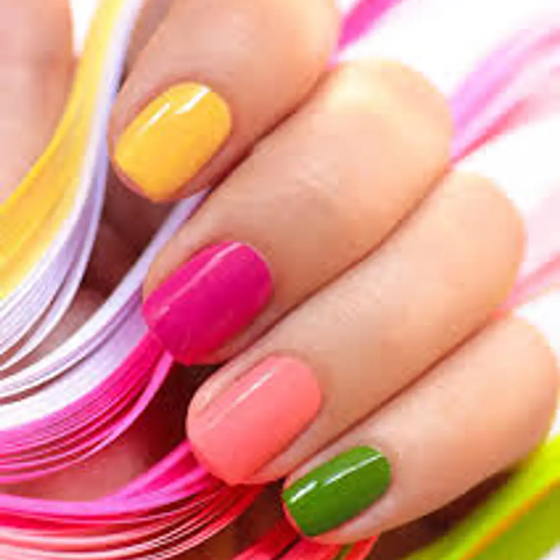 MANICURE