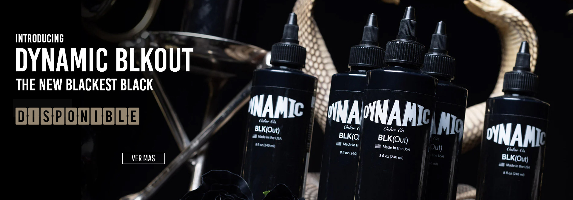 imagen de tinta para tatuajes Dynamic Tattoo Colors, modelo BLKOUT, un nuvo pigmento negro ultra negro para tatuajes.