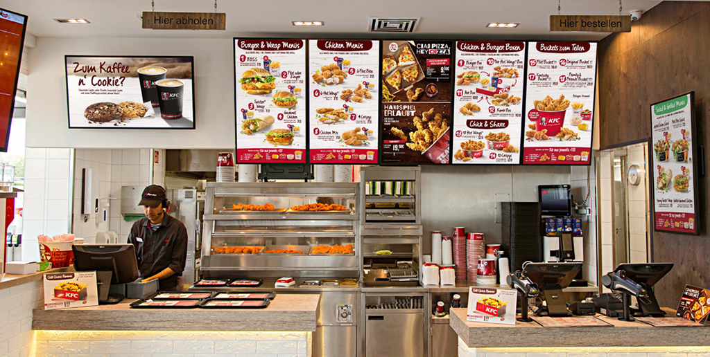 <b></b>PANTALLAS COMERCIALES<br>
<br>