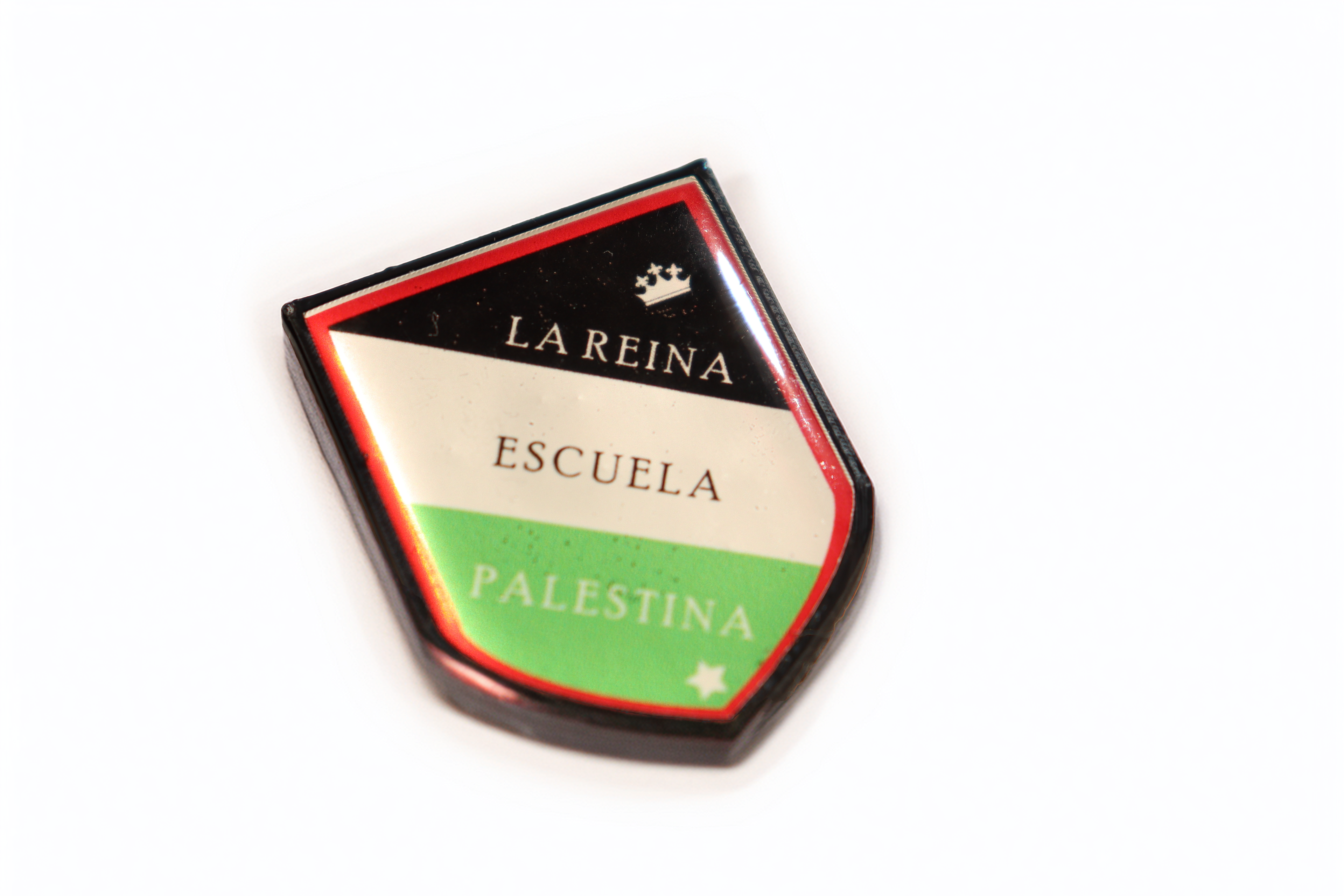 Pines Personalizados<br>
<br>