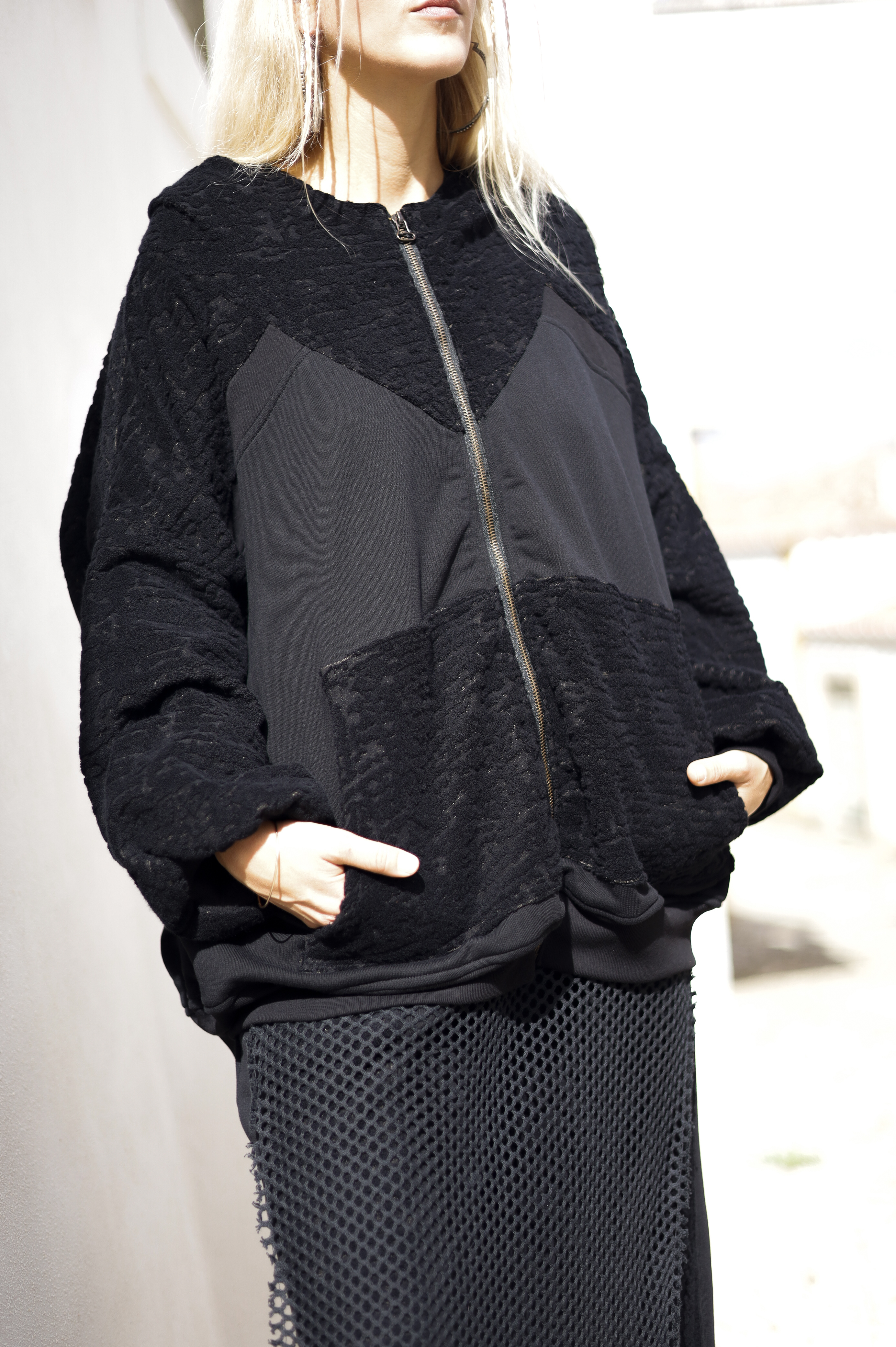 BOMBER JACKET