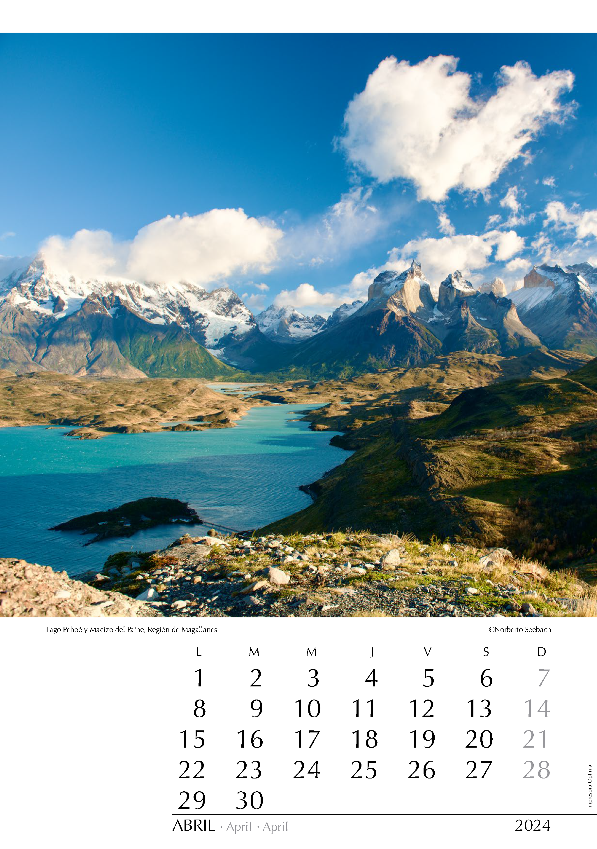 Lago Pehoé y Macizo del Paine
