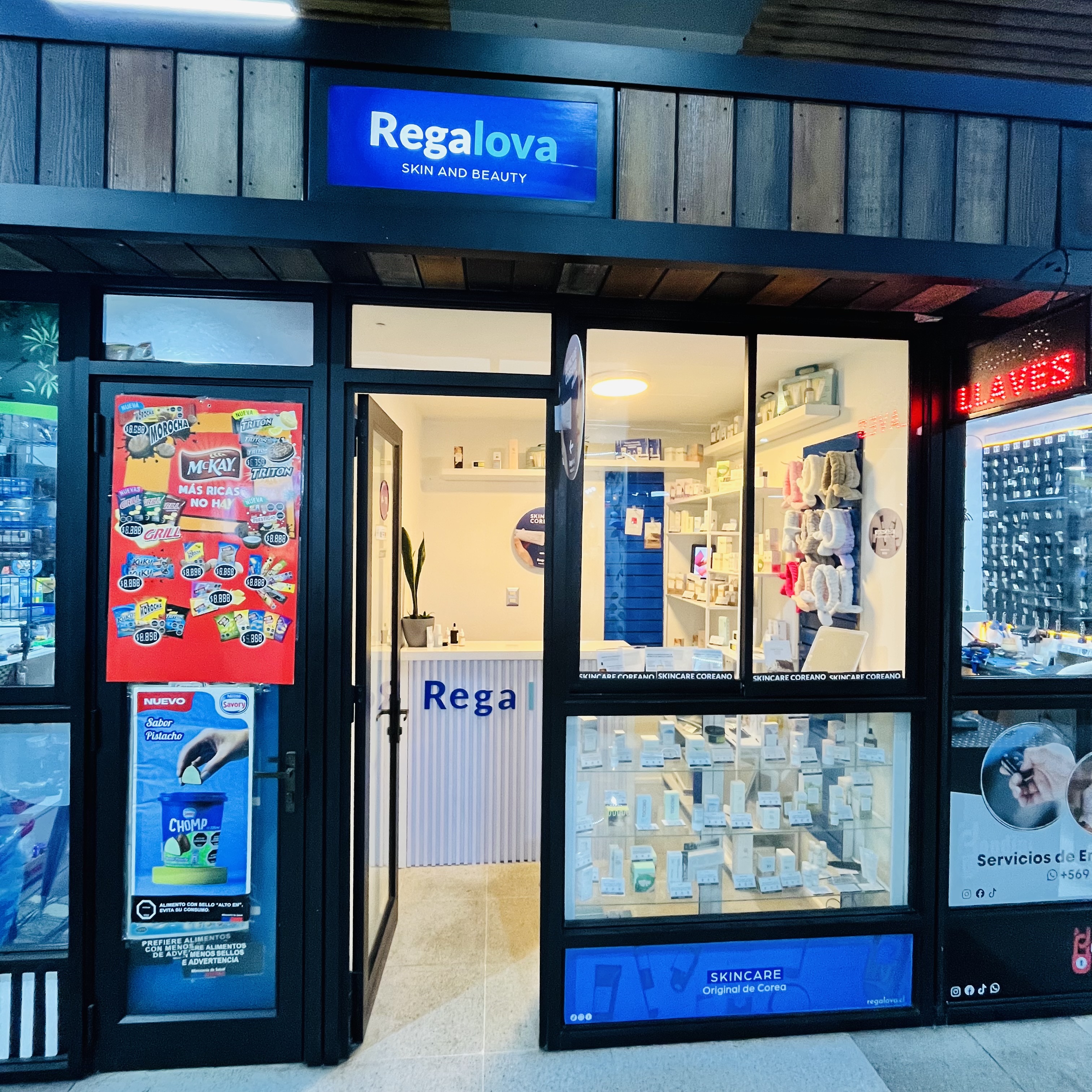 Primera tiendita de skincare Coreano en Temuco.
