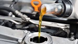 <b><i>Lubricantes</i></b><br><b>y</b><br><b>Fluidos</b>