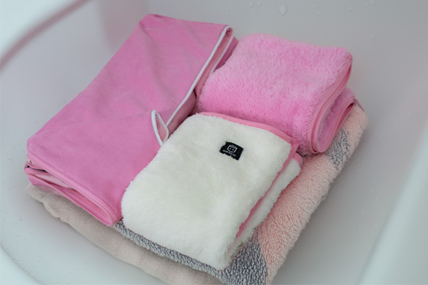 Cama lavada y ordenada