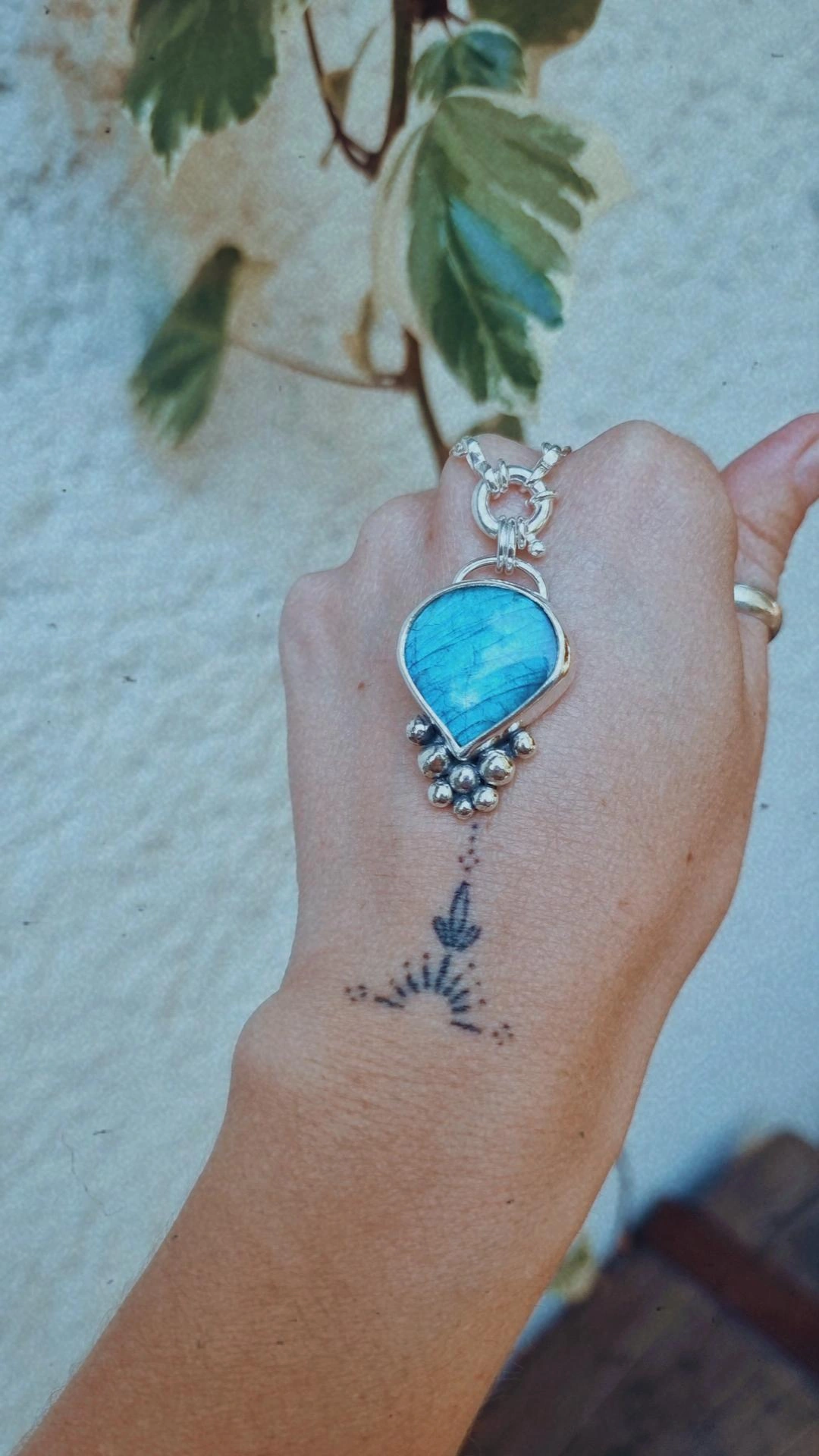 Collares