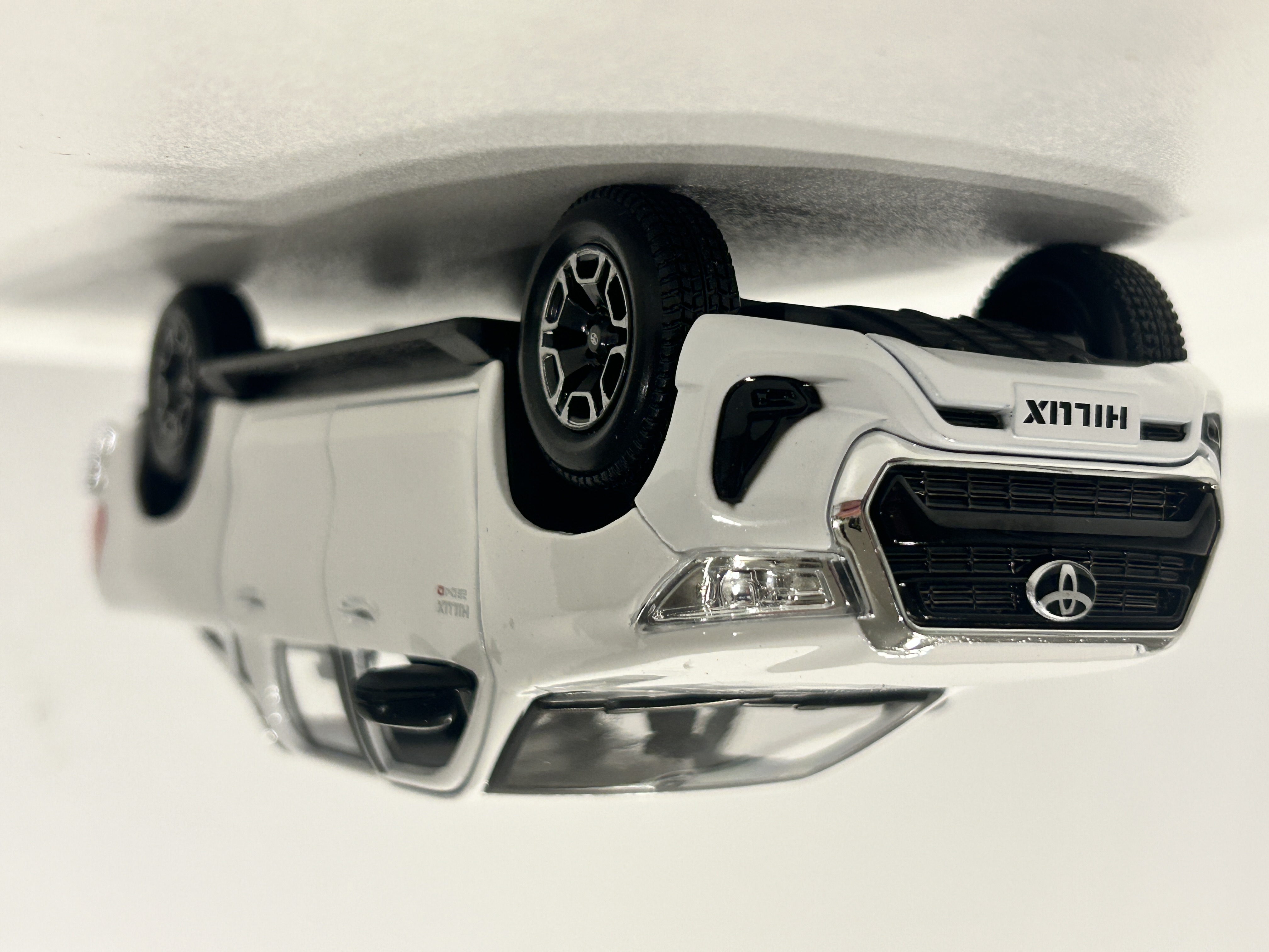 AUTOS Y CAMIONETAS MODERNAS