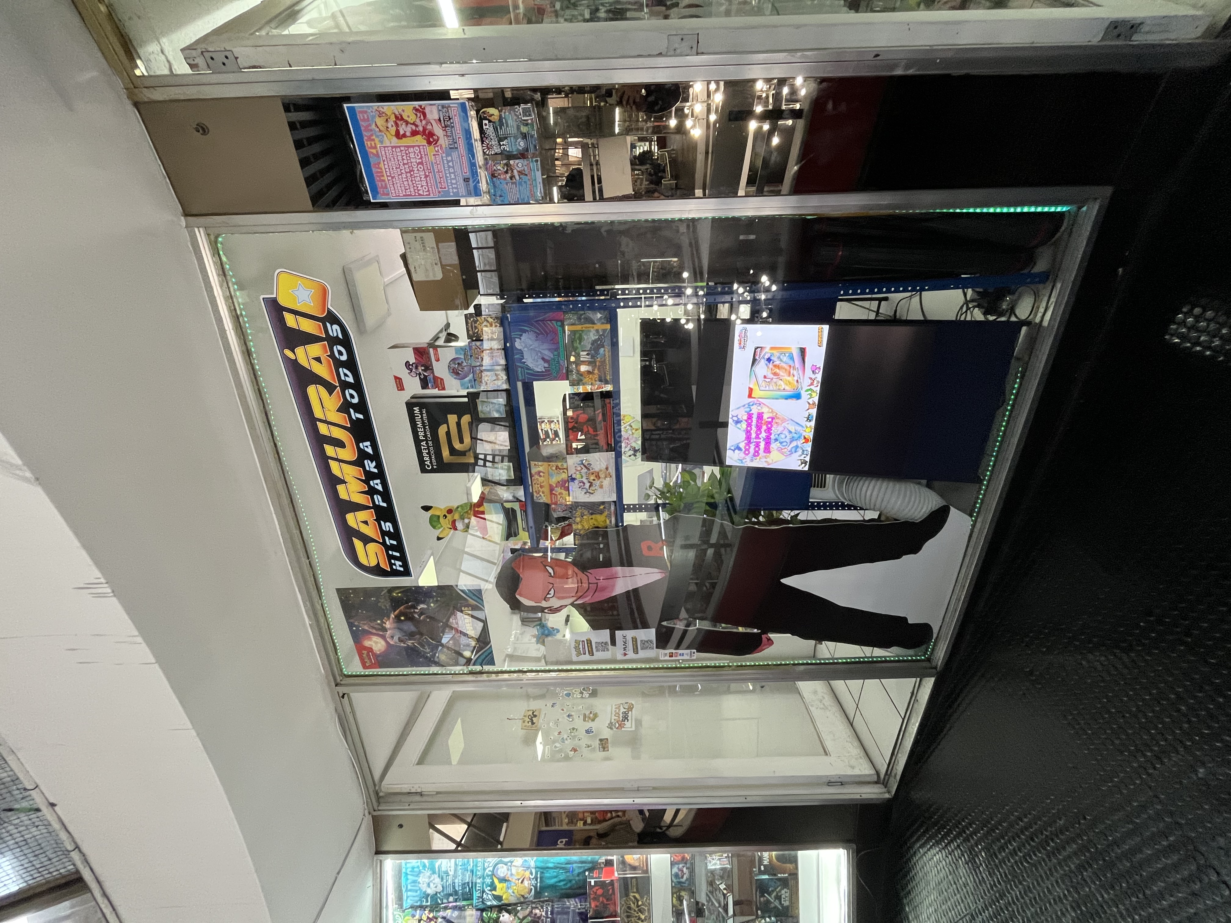 <b>Visítanos en nuestra tienda fisica</b>
