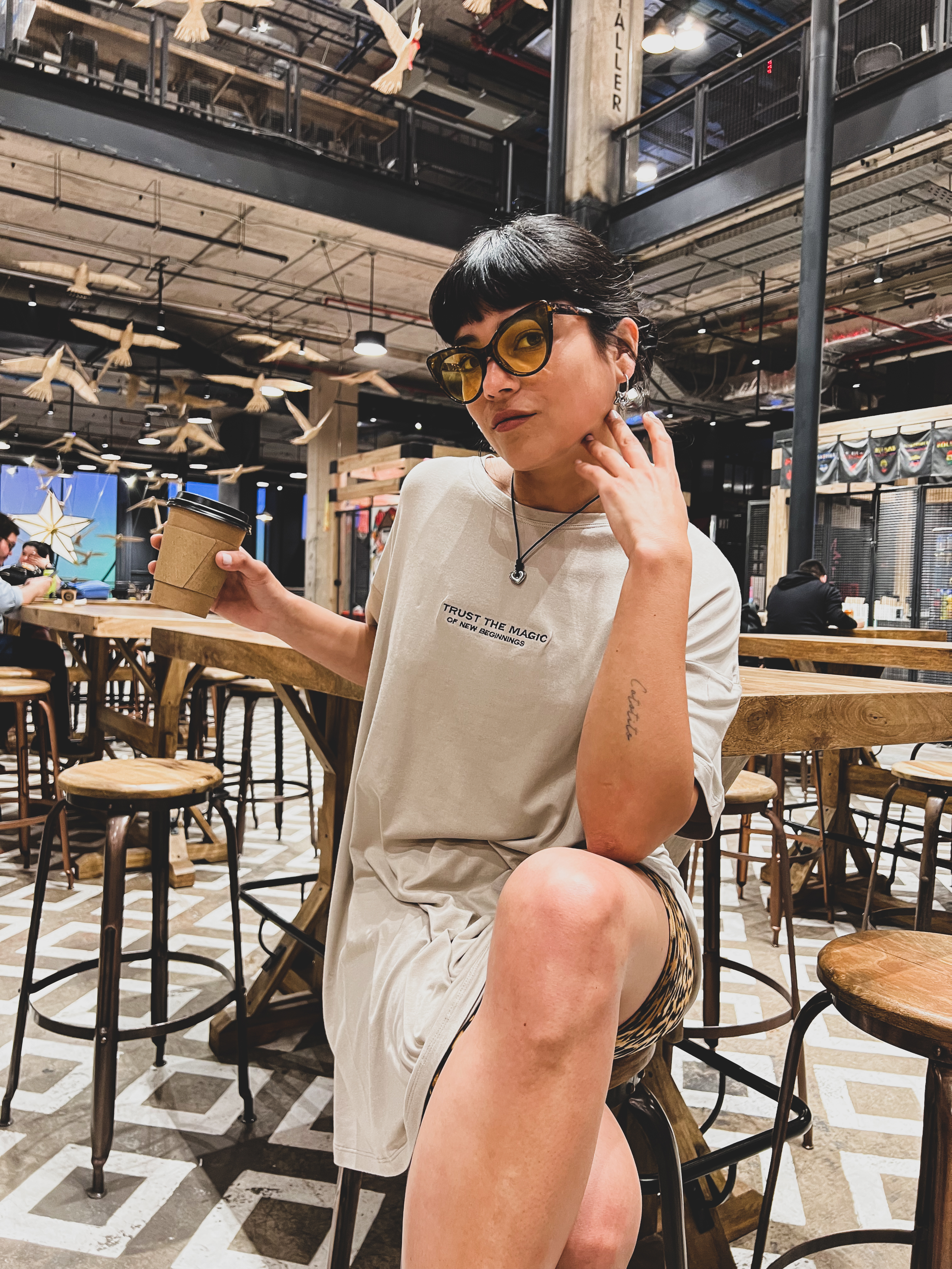 ACCESSORIES & CLOTHING