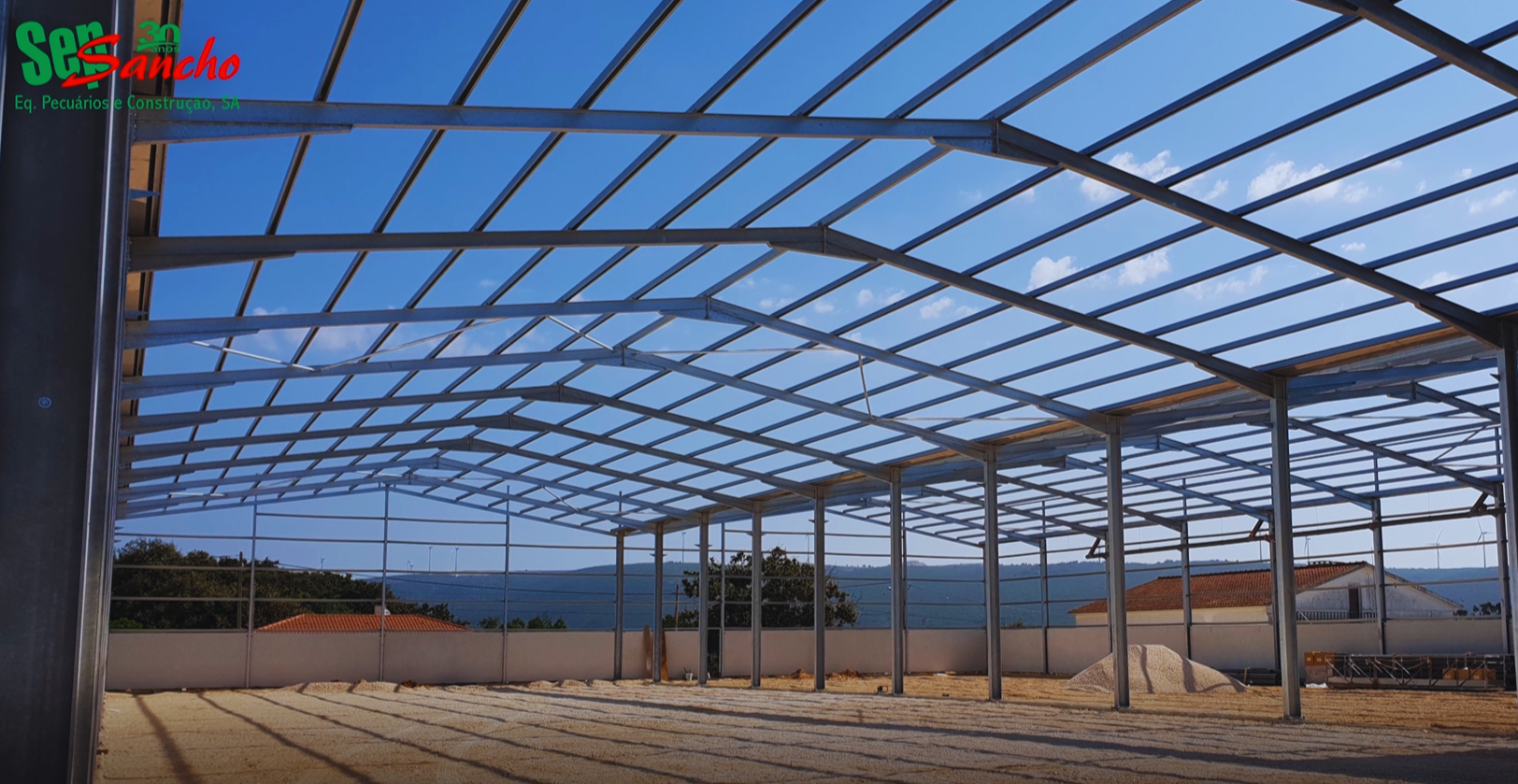 <b>Pavilhões e estruturas metálicas</b>