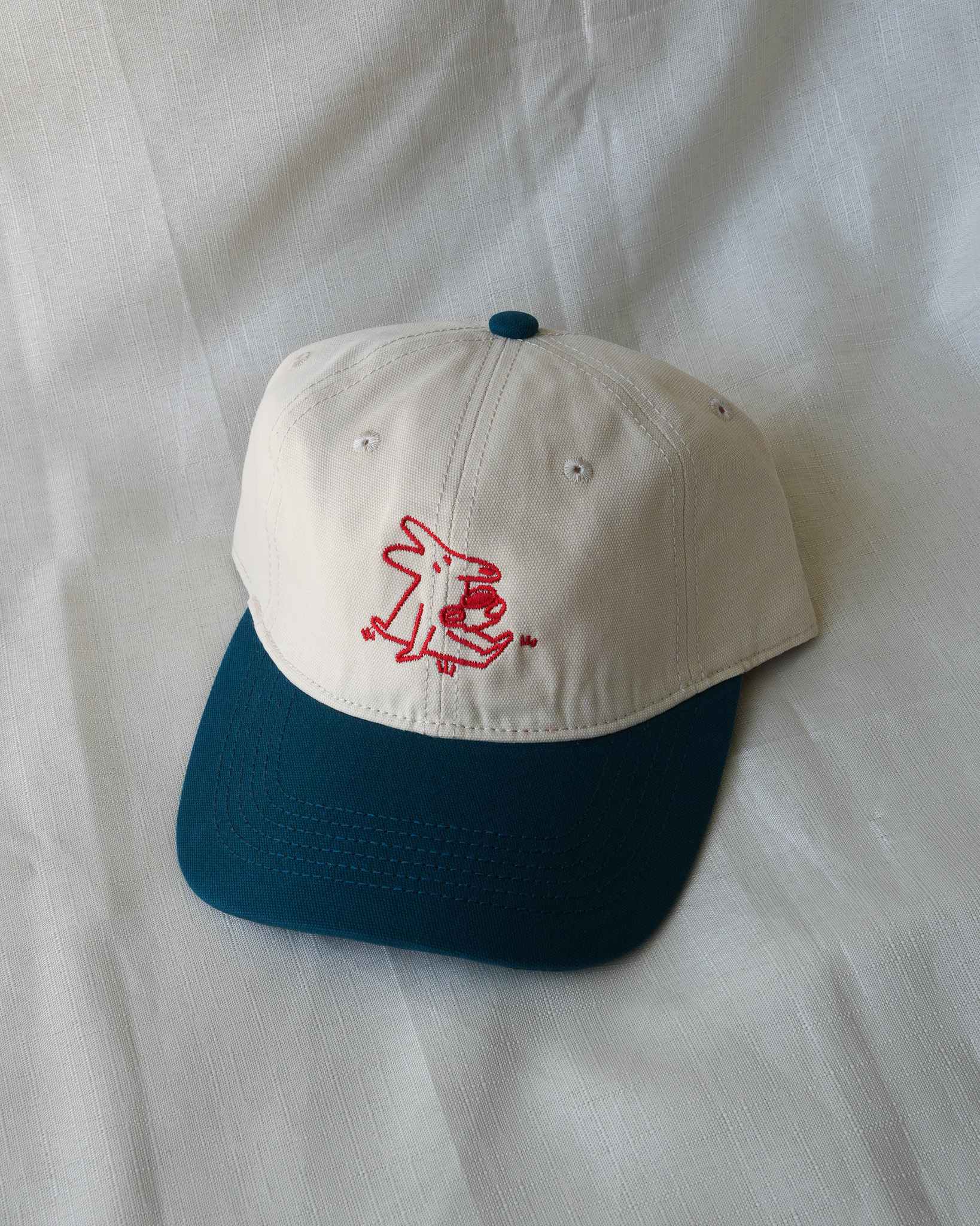 <b>COFI DOG / GORRO BORDADO</b>