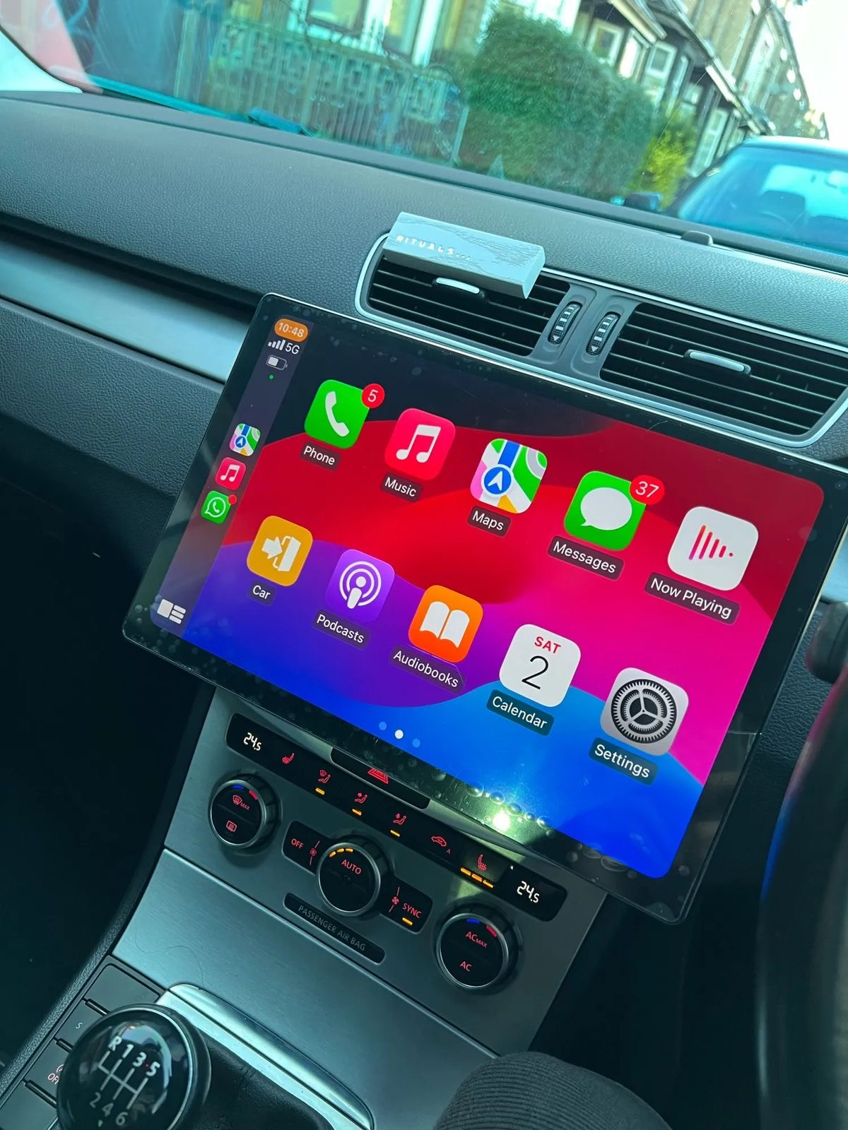 nstalas la SmartDrive en 2 minutos y tu auto queda con pantalla táctil, CarPlay inalámbrico, navegación, música y WhatsApp… igual que un auto del 2025.  🔥 Así se ven los resultados reales de nuestros clientes.