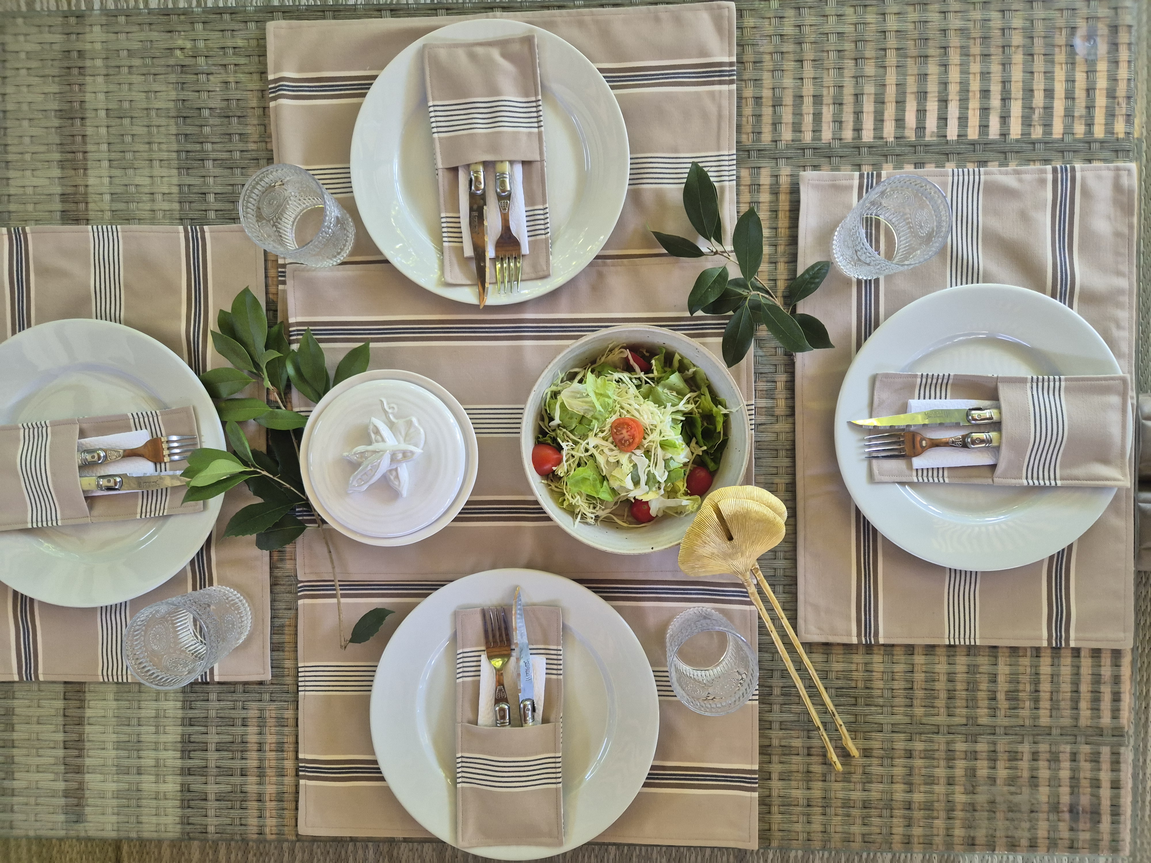 Platos, individuales y otros