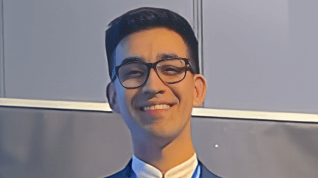 <b>Gonzalo Martínez Troncoso</b>