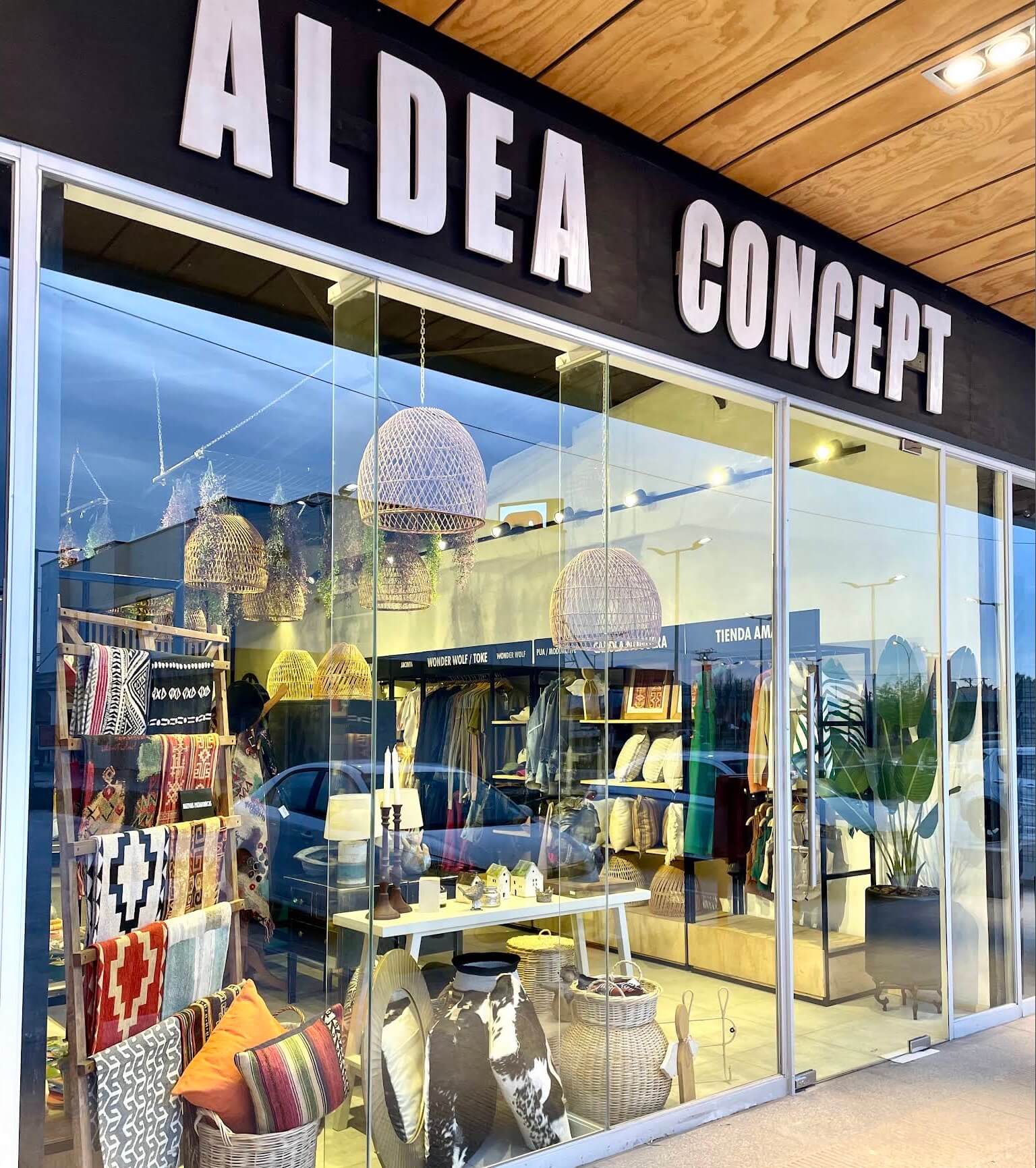 Tienda Taren en Aldea Concept, Rancagua