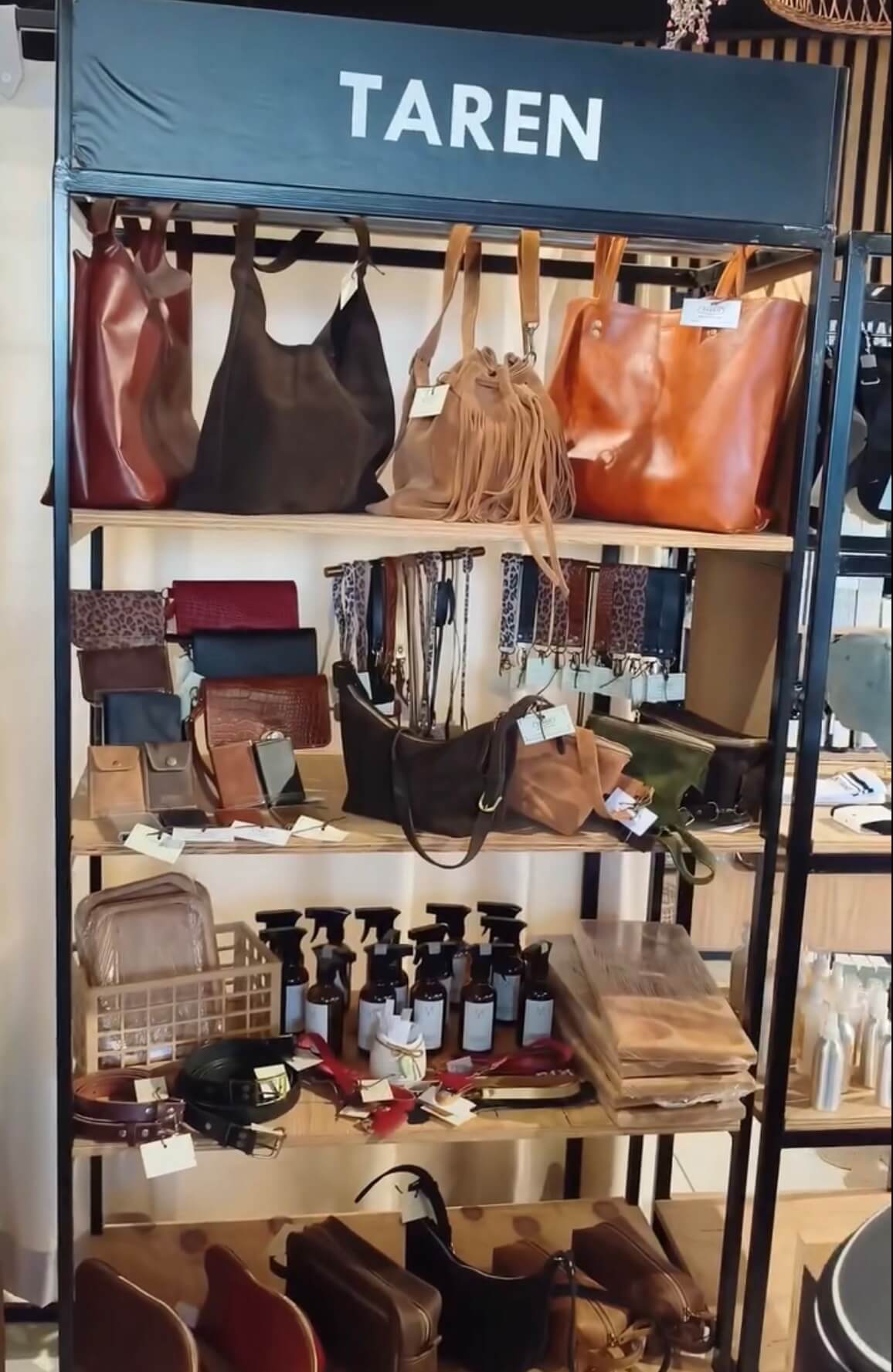 Tienda Taren en Aldea Concept, Machalí