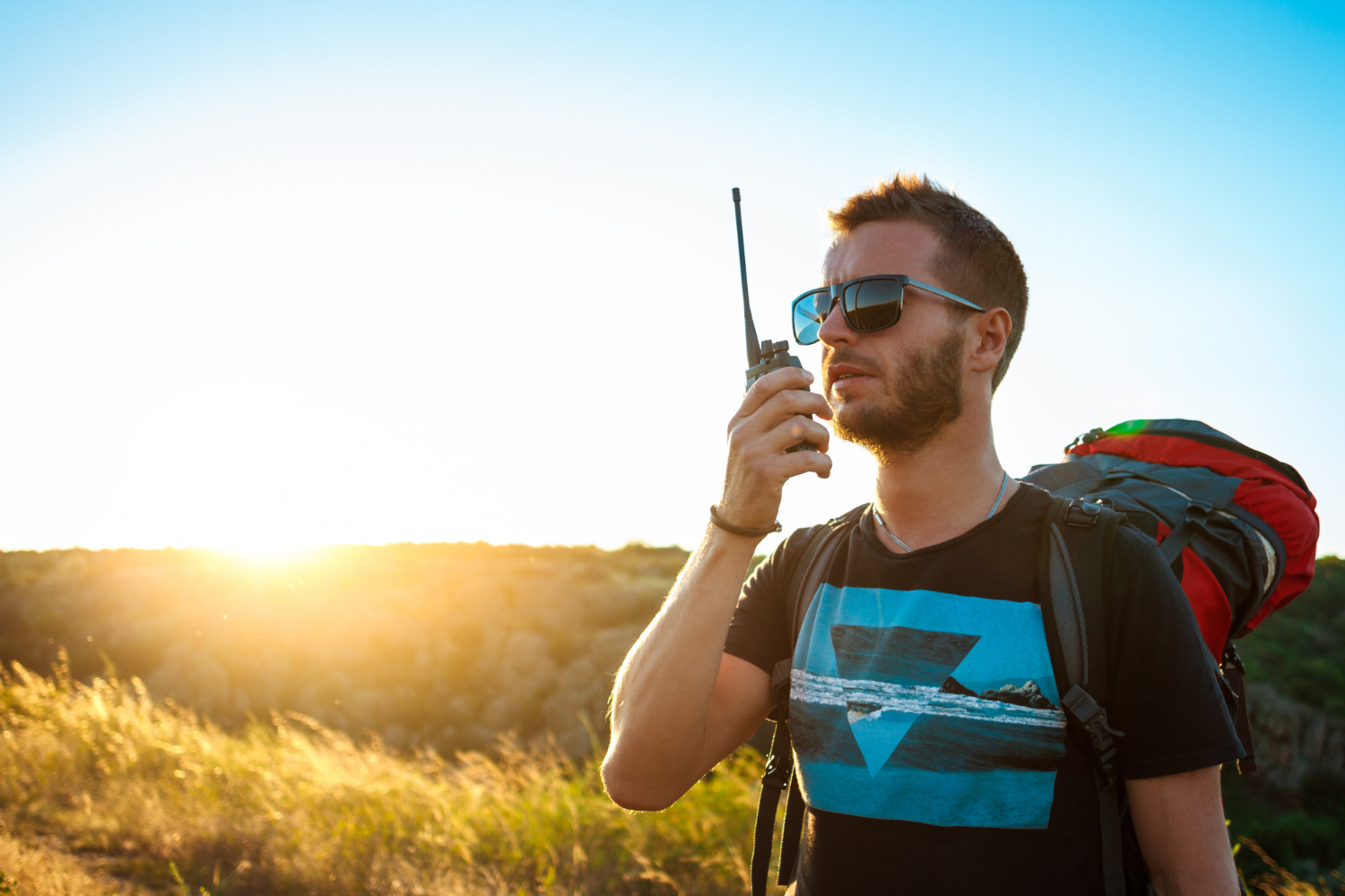 OUTDOOR <BR>RADIOS AMATEUR <BR> USO PARTICULARES
