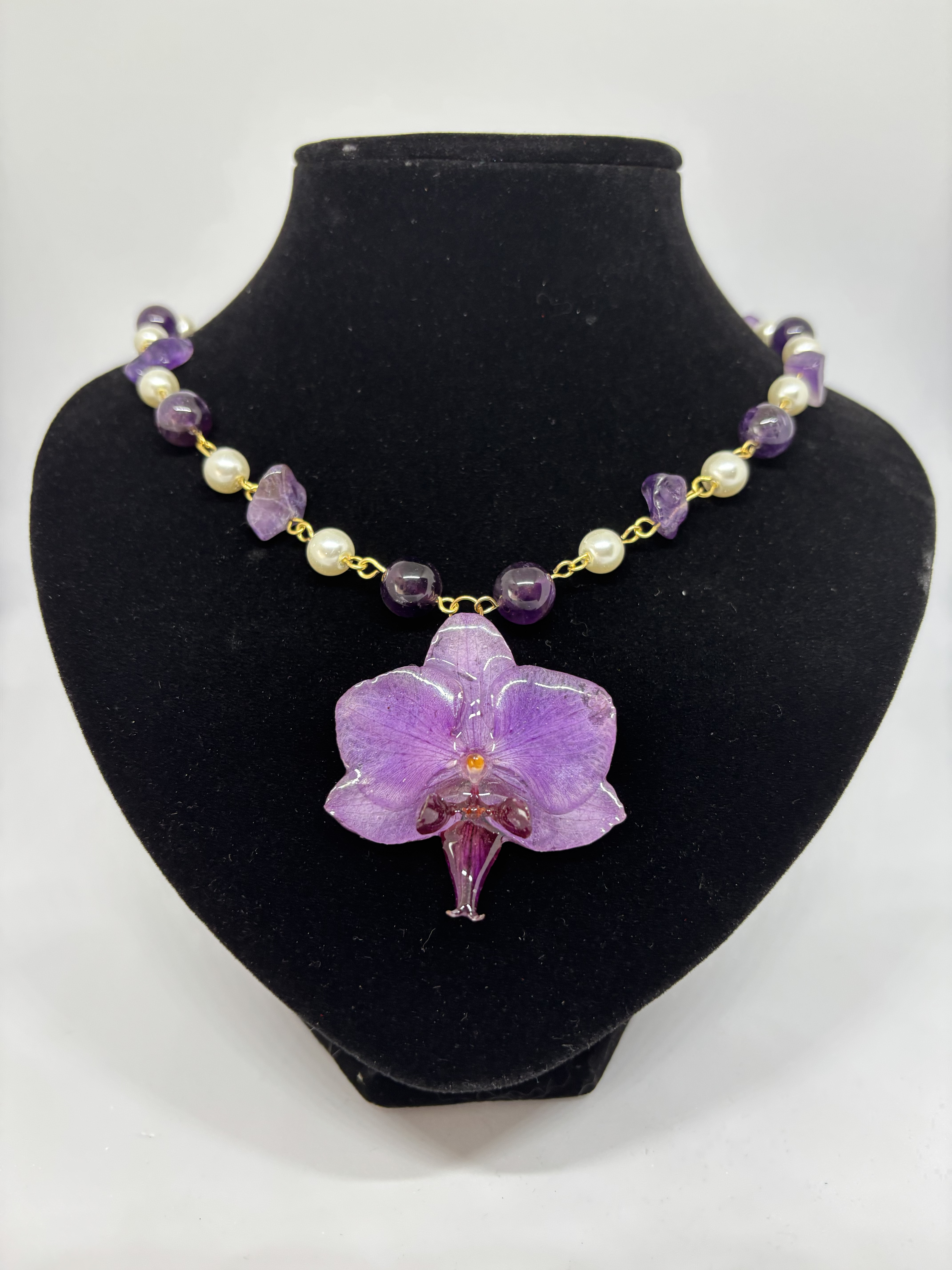 Collares
