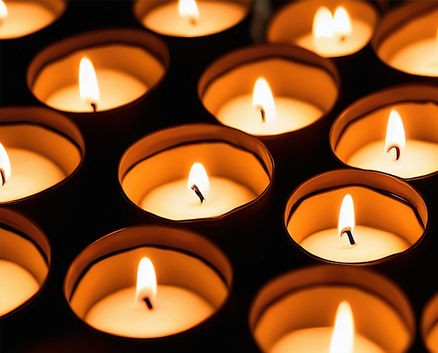 "Más que una Fuente de Luz" 
