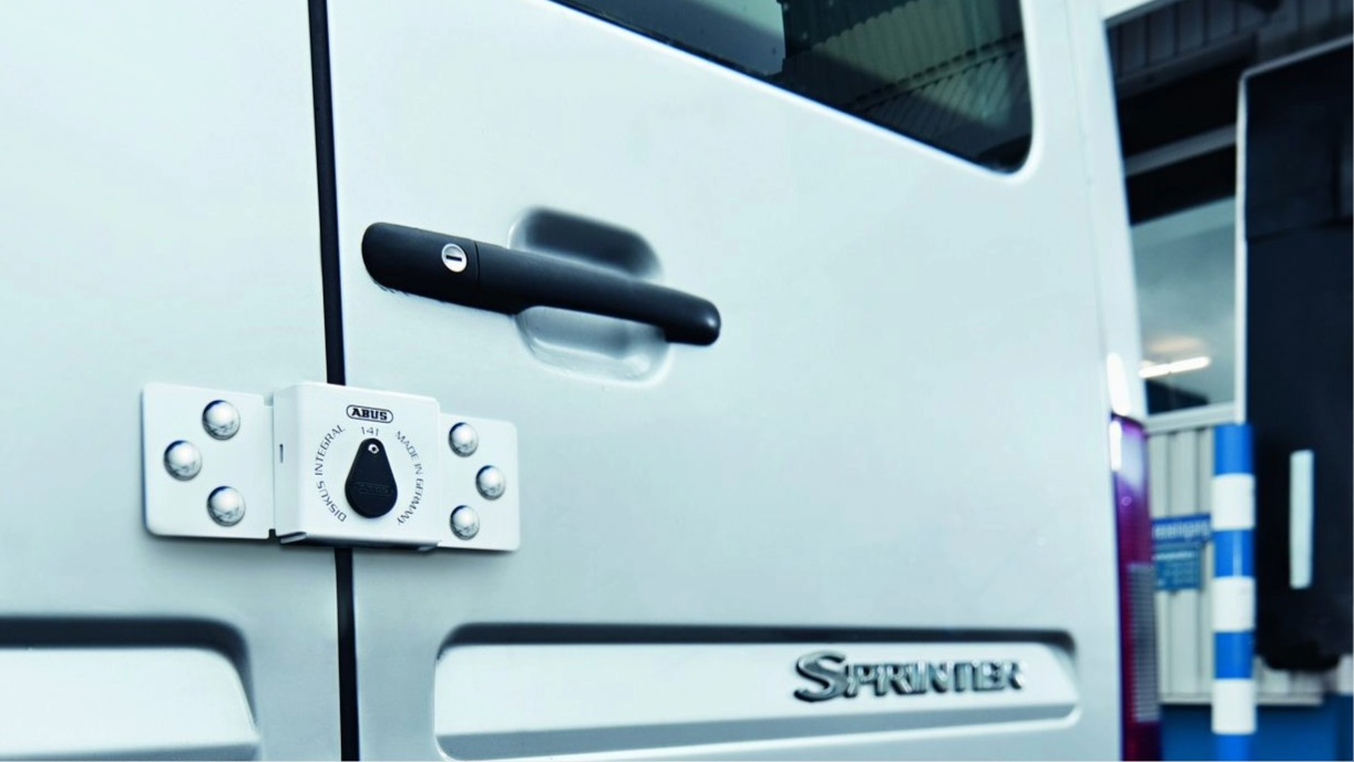 Chapas de seguridad, flotas y particulares