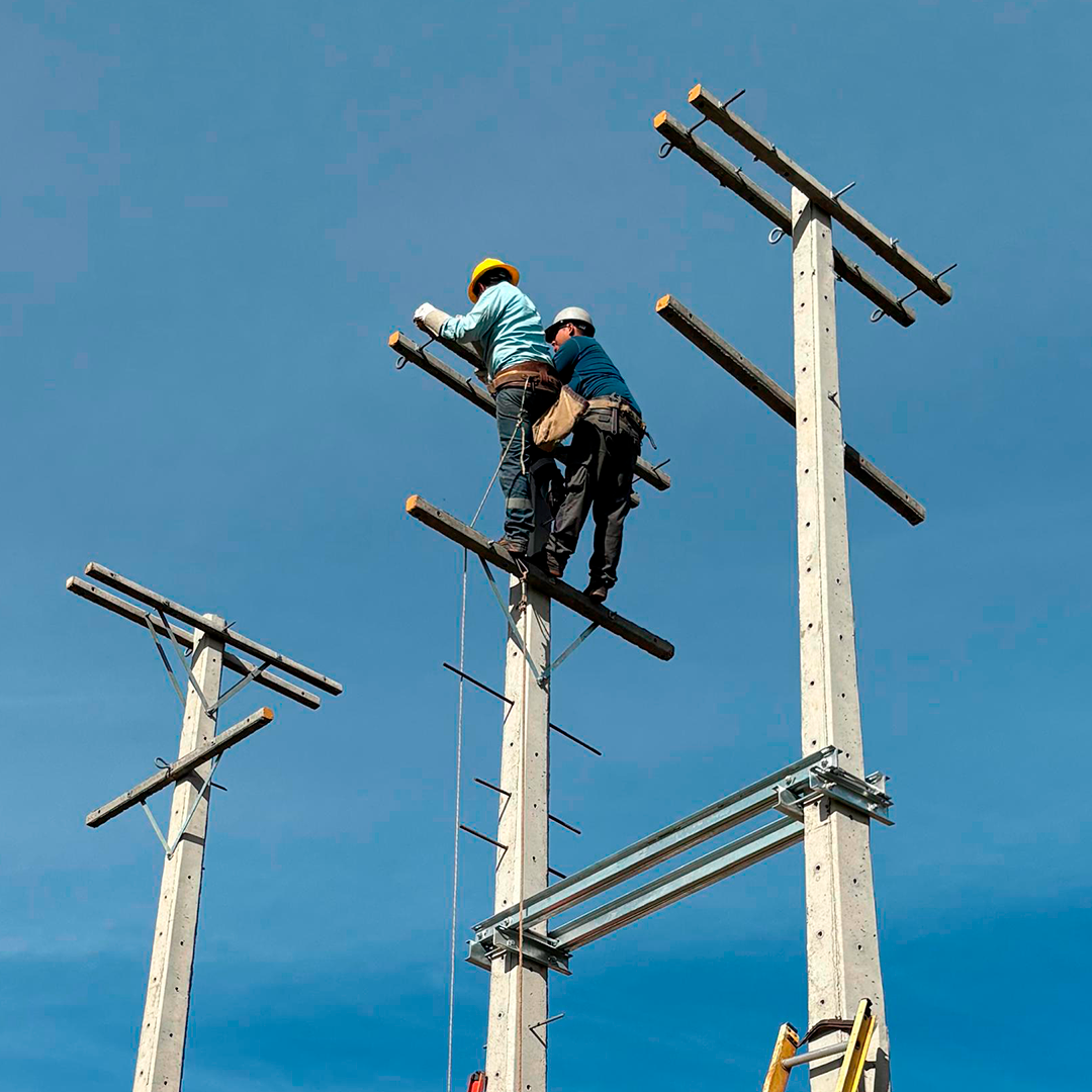Montaje de postes de hormigón