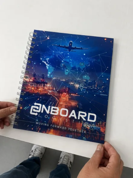 Cuaderno corporativo personalizado ONBOARD Logistics, tapa impresa a color