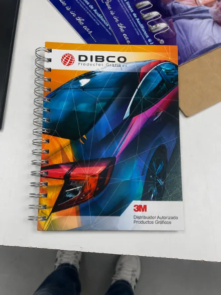 Cuadernos corporativos personalizados con diseño full color para DIBCO y 3M
